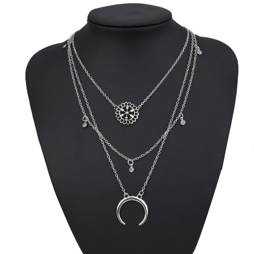 3 for $25⚡️layered horn crescent moon necklace - Picture 3 of 8